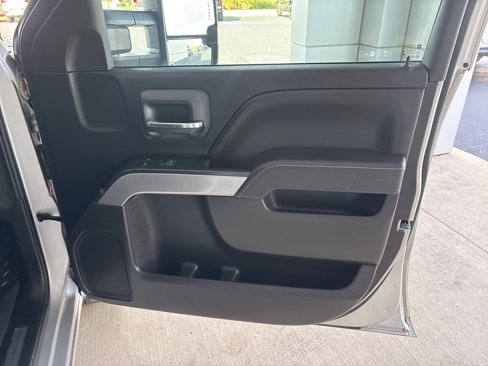 Used 2018 Chevrolet Silverado 1500 LT w/ LPO, Black Pack image 28