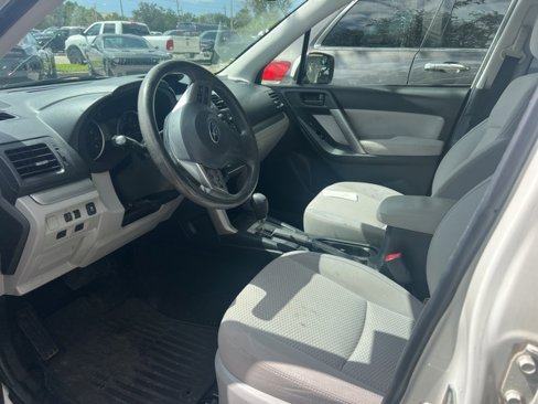 Used 2015 Subaru Forester 2.5i Premium w/ All-Weather Package image 7