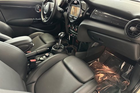 Used 2016 MINI Cooper S image 31