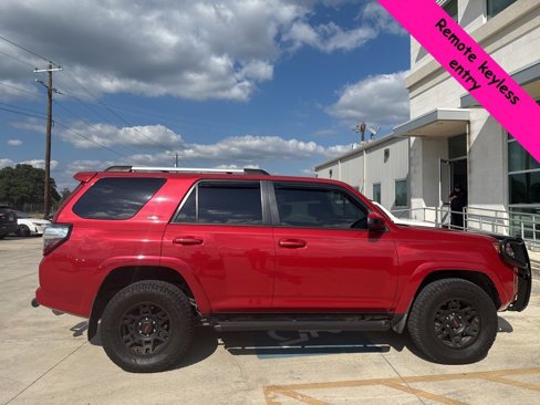 Used 2019 Toyota 4Runner SR5 Premium image 2