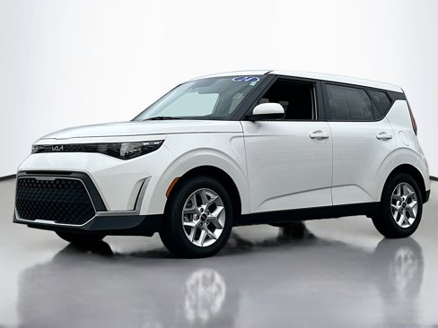 Used 2024 Kia Soul LX w/ Option Group 015 image 12