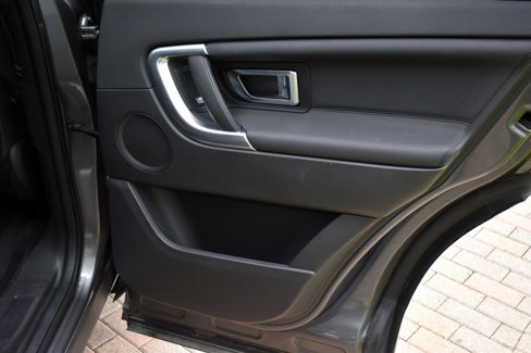 Used 2017 Land Rover Discovery Sport HSE image 38