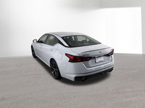 Used 2024 Nissan Altima 2.5 SR image 37