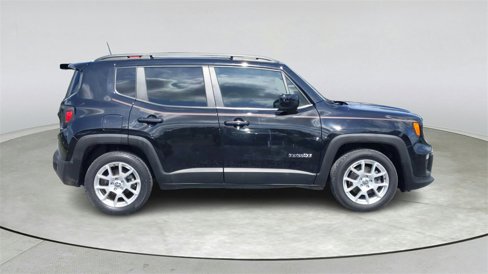 Used 2020 Jeep Renegade Latitude image 3