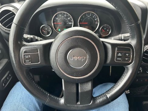 Used 2012 Jeep Wrangler Unlimited Sport image 22