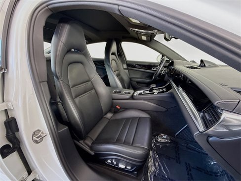 Certified 2021 Porsche Panamera image 22