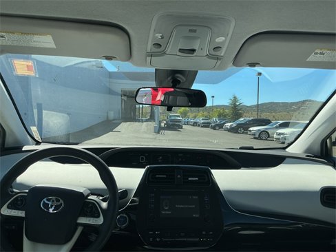 Used 2017 Toyota Prius Two image 14