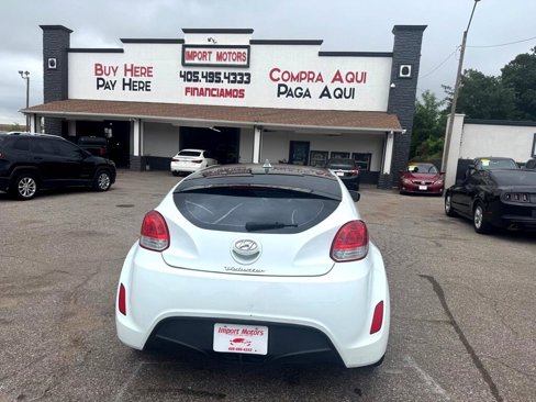 Used 2013 Hyundai Veloster image 14