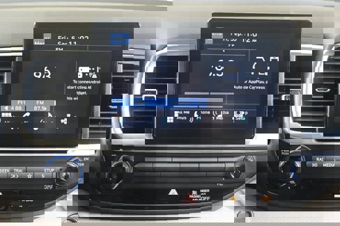 New 2025 Hyundai Venue SEL image 18