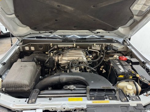 Used 2005 Mitsubishi Montero Limited image 21