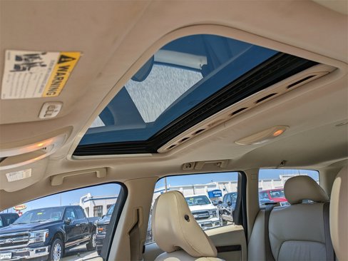 Used 2008 Volvo V70 image 20
