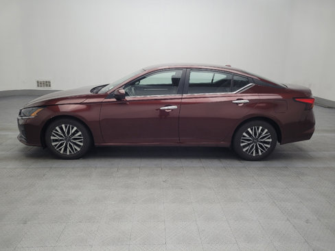 Used 2023 Nissan Altima 2.5 SV image 2
