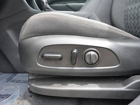 Used 2023 Chevrolet Equinox LT image 32