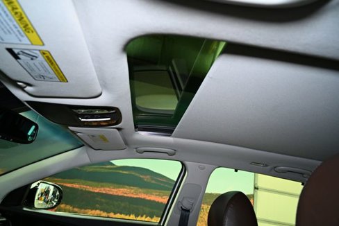 Used 2019 Kia Sorento SX image 40