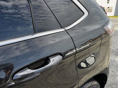 Used 2015 Ford Edge SEL w/ Equipment Group 201A image 23
