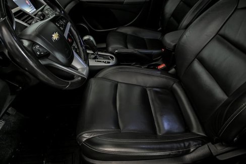 Used 2013 Chevrolet Cruze LT image 10