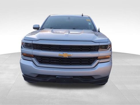 Used 2018 Chevrolet Silverado 1500 LT image 3