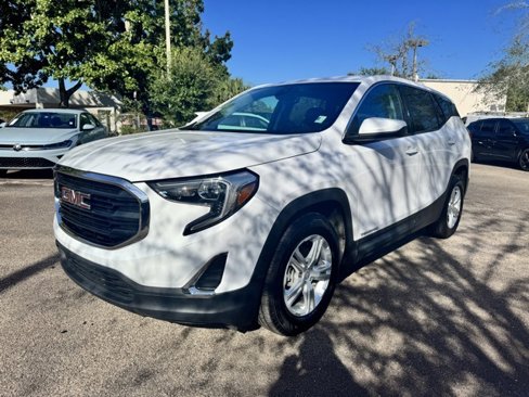 Used 2020 GMC Terrain SLE image 3