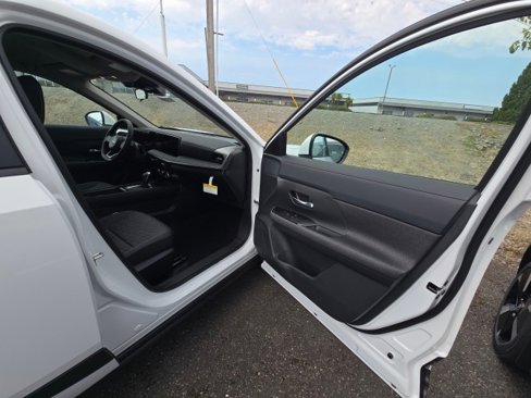 New 2025 Nissan Kicks SV image 10