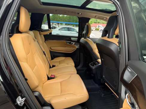 Used 2016 Volvo XC90 T6 Momentum w/ Momentum Plus Package image 25