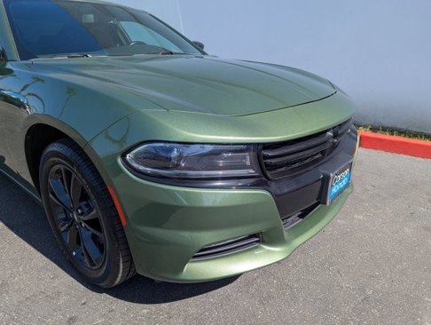 Used 2022 Dodge Charger SXT w/ Blacktop Package image 6