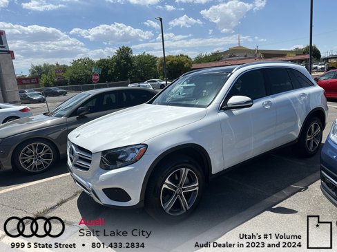 Used 2019 Mercedes-Benz GLC 300 4MATIC image 1