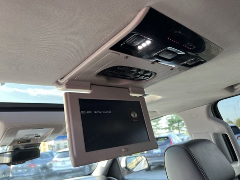 Used 2016 GMC Yukon XL Denali w/ Open Road Package image 27