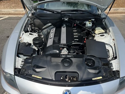 Used 2003 BMW Z4 2.5i image 8