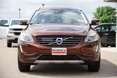 Used 2016 Volvo XC60 T6 Platinum w/ Protection Package image 8