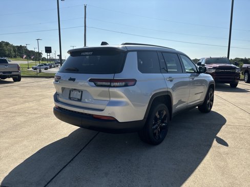 New 2024 Jeep Grand Cherokee L Altitude image 6