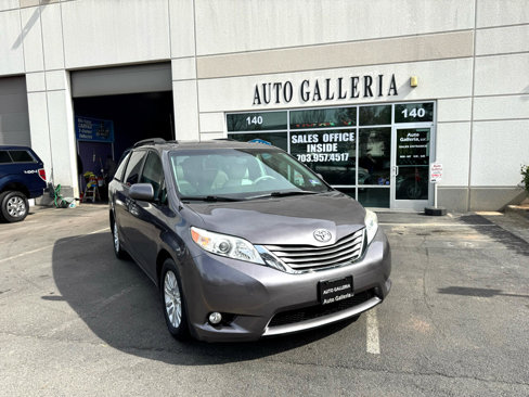 Used 2011 Toyota Sienna Limited image 9