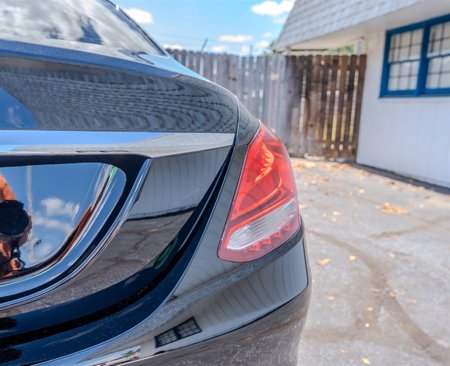 Used 2015 Mercedes-Benz C 300 Sedan image 11