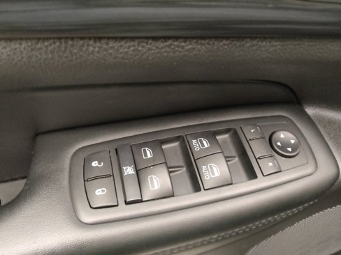 Used 2020 Jeep Grand Cherokee Laredo image 27