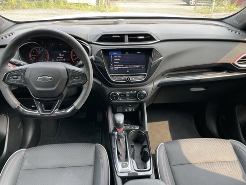 Used 2022 Chevrolet TrailBlazer RS w/ Technology Package image 10