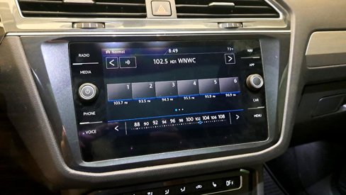Used 2019 Volkswagen Tiguan SEL image 16