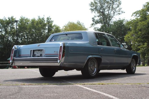 Used 1987 Cadillac Brougham image 4