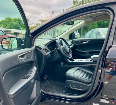 Used 2022 Ford Edge SEL image 7