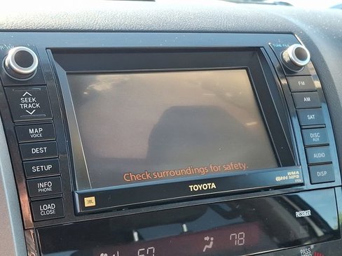 Used 2010 Toyota Tundra Limited image 20