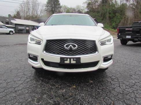 Used 2017 INFINITI QX60 Luxe image 2