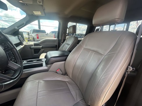 Used 2016 Ford F150 XLT w/ Equipment Group 302A Luxury image 16