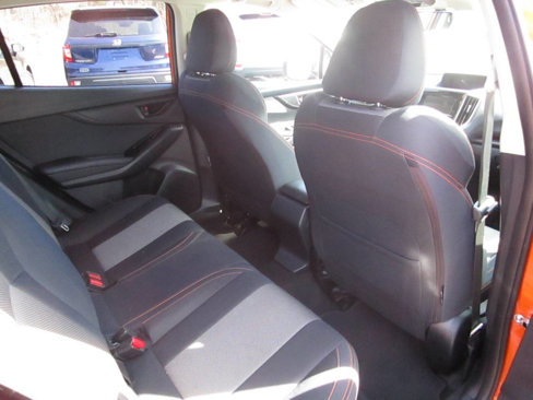 Used 2018 Subaru Crosstrek 2.0i Premium w/ Eyesight System image 14