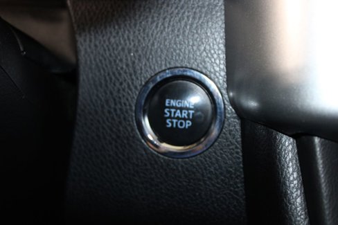 Used 2017 Toyota Highlander SE image 51