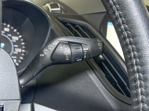Used 2018 Ford Escape SEL image 37