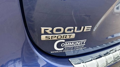 Used 2022 Nissan Rogue Sport SV image 31