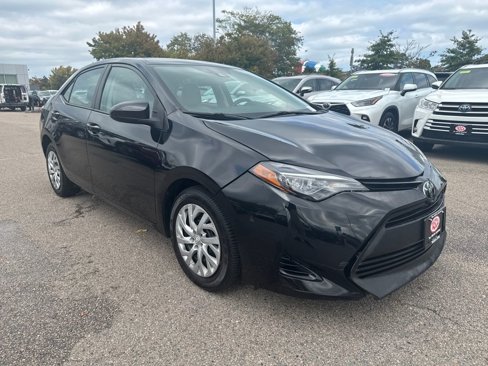 Used 2017 Toyota Corolla LE image 9