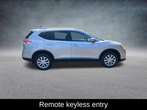 Used 2016 Nissan Rogue S w/ Appearance Package image 8