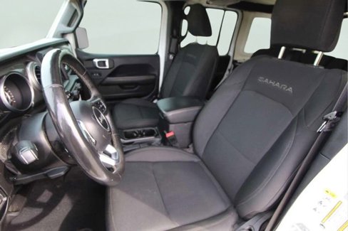 Used 2018 Jeep Wrangler Unlimited Sahara image 12