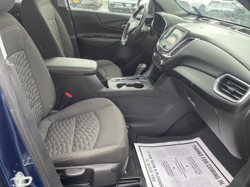Used 2020 Chevrolet Equinox LT w/ Driver Convenience Package image 21