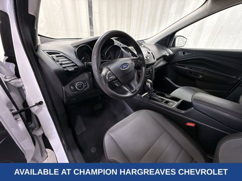 Used 2019 Ford Escape S image 14