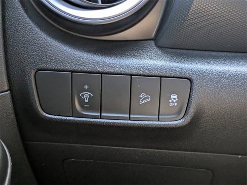 Used 2023 Hyundai Kona SEL image 25